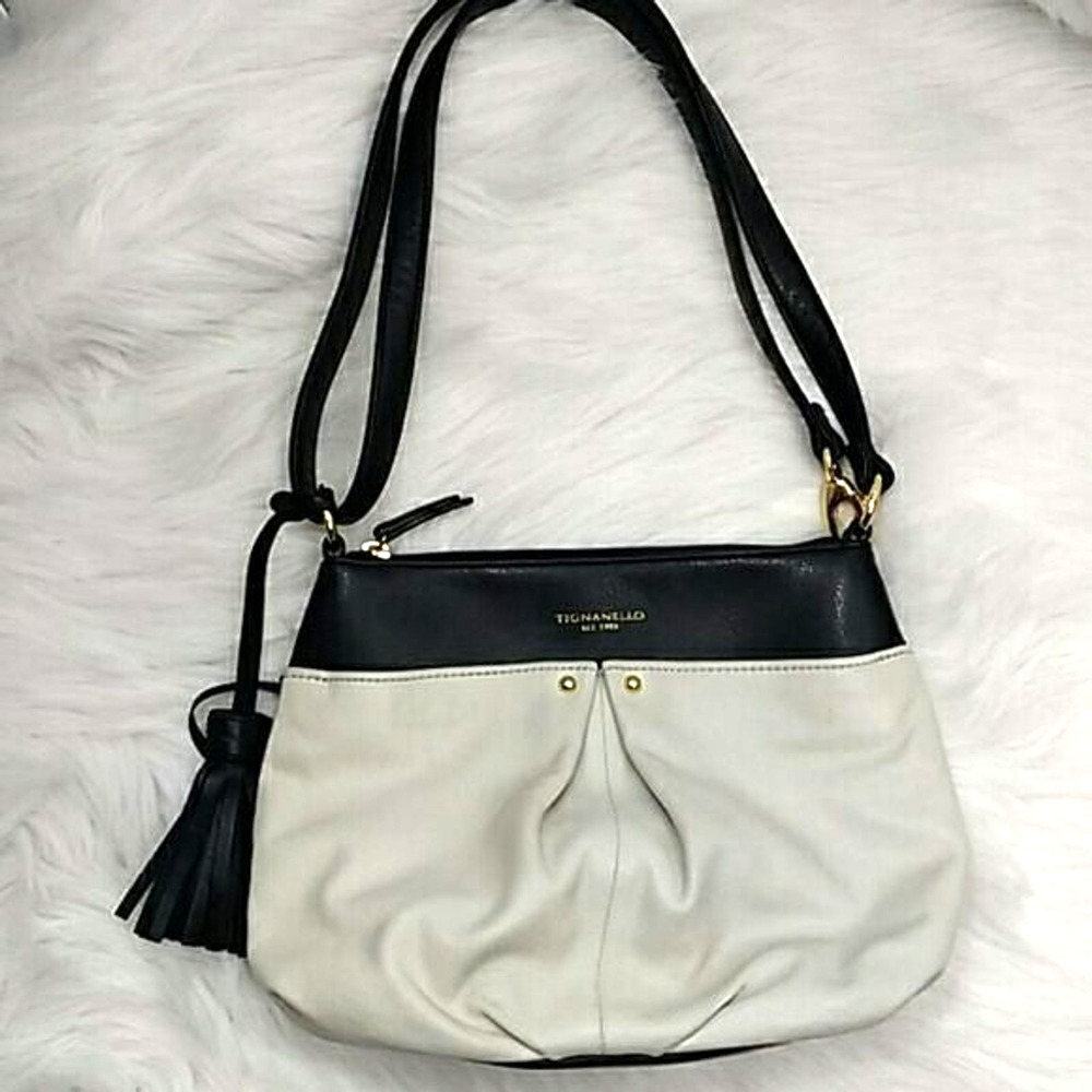 Tignanello leather zip top shoulder bag
